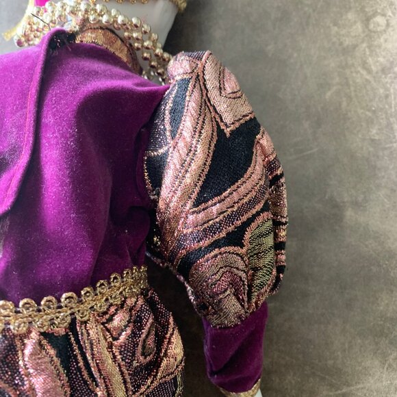 VINTAGE Porcelain Harlequin Bendable Doll Collectable - Picture 12 of 14